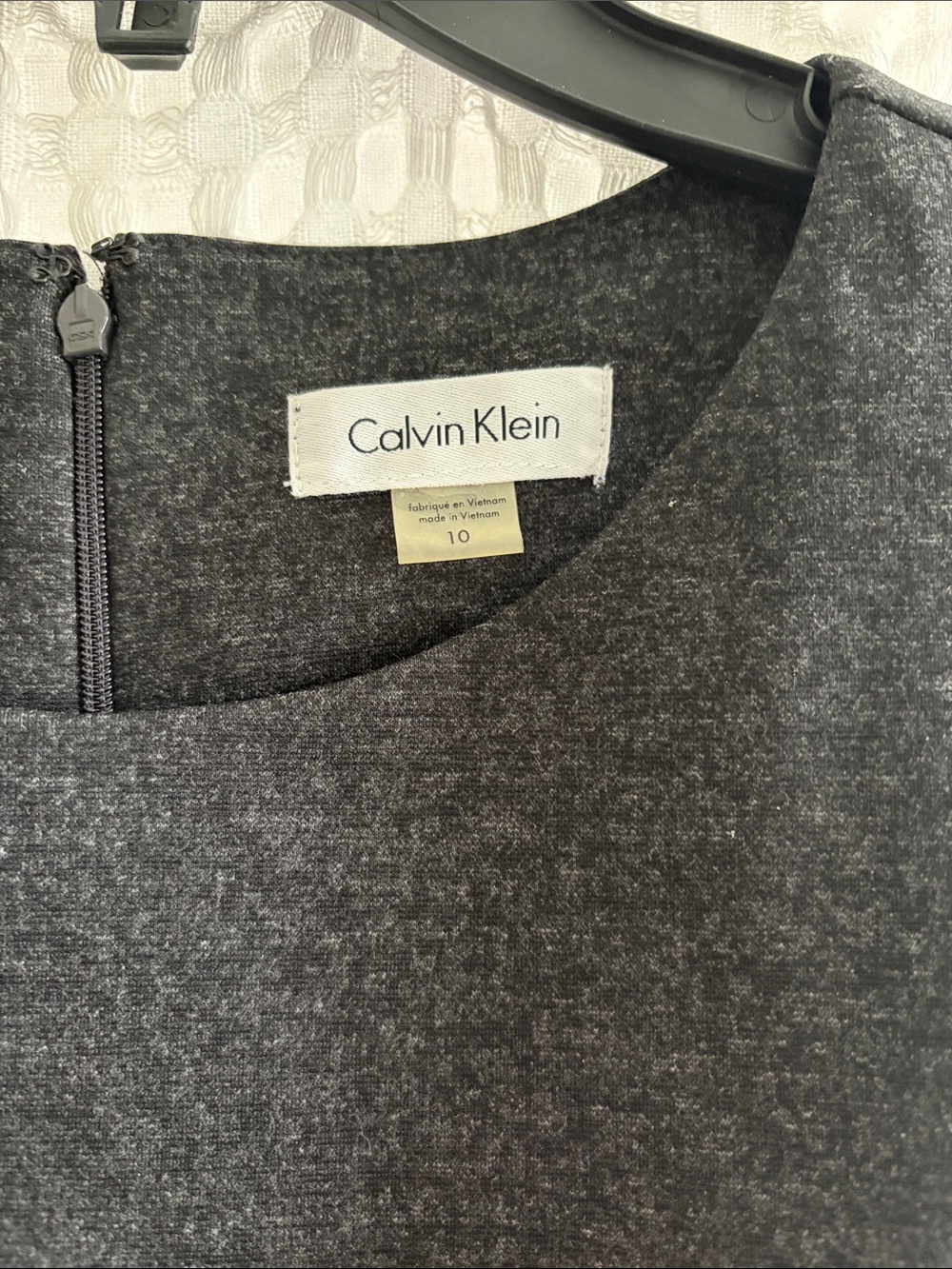 Calvin Klein Sleeveless grey/black dress with Wrap-Detail - Picture 3 of 4